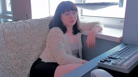 Miss Katie online show from 13, 3, 2026