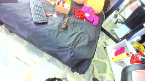 lucyfx69   INSTAGRAM online show from 6, 1, 2025