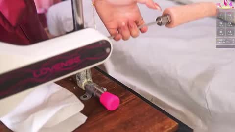 K A T L Y N  online show from 14, 10, 2025