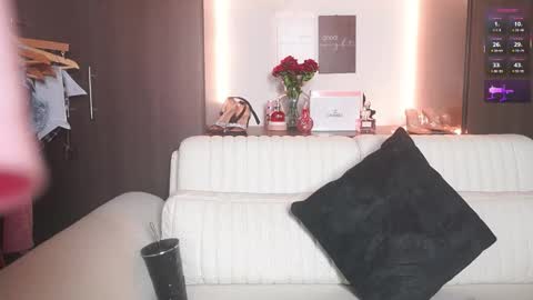 K A T L Y N  online show from 22, 2, 2026