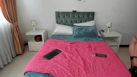 Katnia and Marcuz online show from 8, 3, 2025