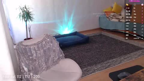 Snapshot of katrin_fox chatting on 5, 3, 2025 pvt open online show from 5, 3, 2025