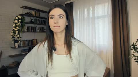 Snapshot of katrina_wens chatting on 15, 3, 2026 Kate Aurora online show from 15, 3, 2026