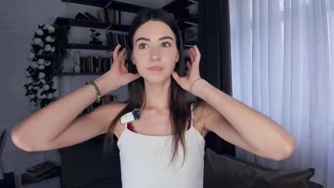 Snapshot of katrina_wens chatting on 16, 3, 2026 Kate Aurora online show from 16, 3, 2026