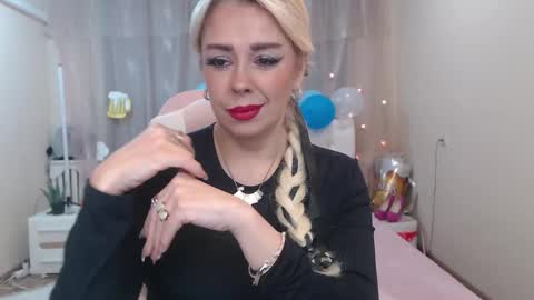 Snapshot of katrinacharm chatting on 25, 9, 2025 katrinacharm online show from 25, 9, 2025