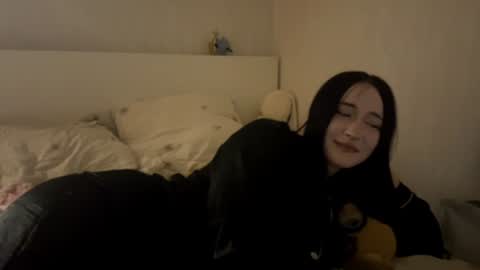Snapshot of katrineb chatting on 18, 7, 2026 katrineb online show from 18, 7, 2026