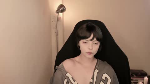 katsuro online show from 4, 12, 2024