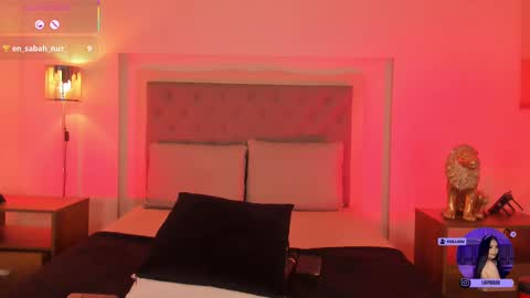 katte_hood_ online show from 7, 3, 2025