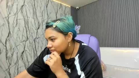 katteyes_ online show from 4, 4, 2026