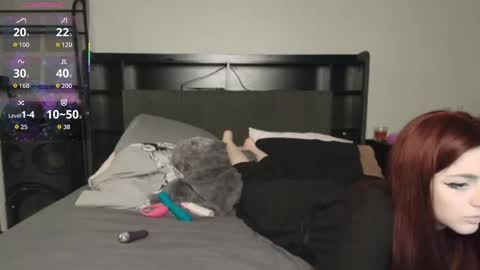 Kat  Archer online show from 21, 9, 2025