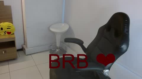 katty_love01 online show from 25, 2, 2025