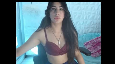 katty_love01 online show from 1, 3, 2025