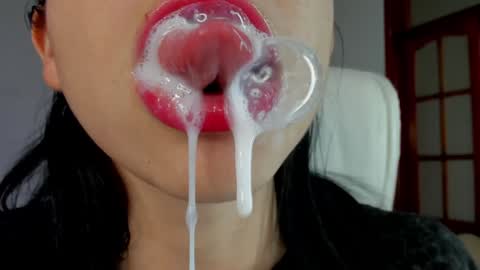 Snapshot of katty_mouth chatting on 11, 1, 2025 Katty online show from 11, 1, 2025