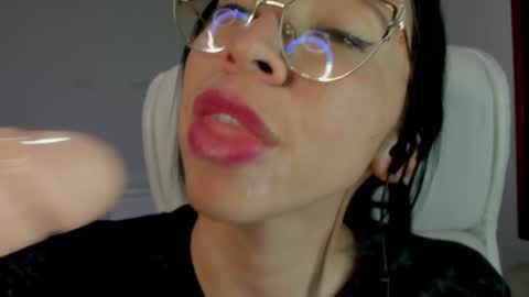 Snapshot of katty_mouth chatting on 11, 1, 2025 Katty online show from 11, 1, 2025