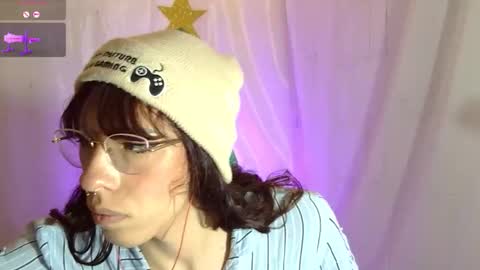 Snapshot of kattycat_ chatting on 17, 12, 2025 kattycat_ online show from 17, 12, 2025