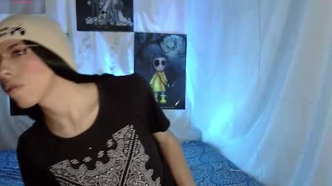 Snapshot of kattycat_ chatting on 7, 1, 2026 kattycat_ online show from 7, 1, 2026