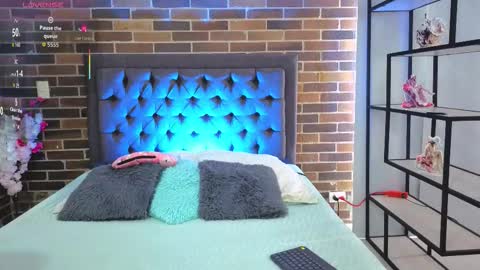 kattypaez online show from 23, 11, 2025