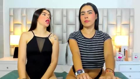 Snapshot of katy_and_paola chatting on 20, 2, 2026 katy blonde girl and paola big boobs online show from 20, 2, 2026