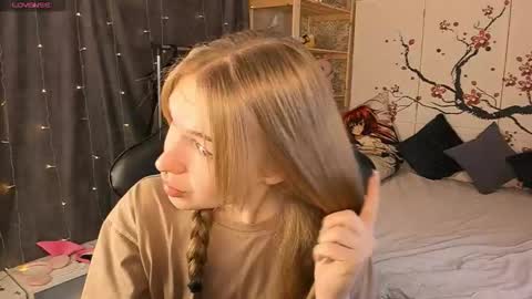 Snapshot of katy_midocalm chatting on 19, 12, 2025 Kate online show from 19, 12, 2025