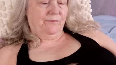 katy_nicole online show from 24, 4, 2026