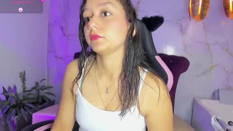 Snapshot of katy_sweet19 chatting on 8, 5, 2026 Katy online show from 8, 5, 2026