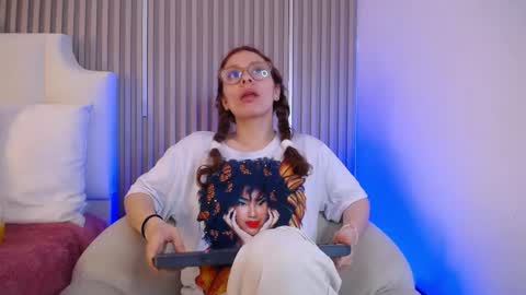 Katy Van online show from 7, 5, 2026