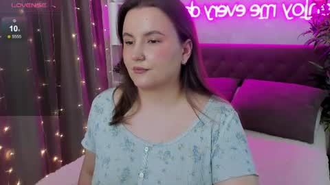 Snapshot of katyaneilson chatting on 18, 6, 2026 Kate online show from 18, 6, 2026