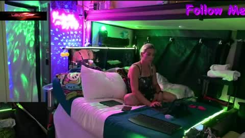 katycouple69 online show from 9, 5, 2026