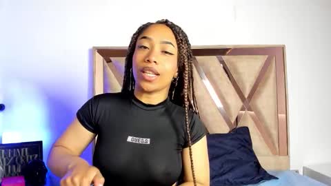 Snapshot of katyortiz chatting on 11, 10, 2025 katyortiz online show from 11, 10, 2025