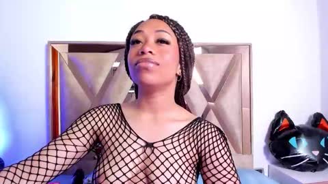 Snapshot of katyortiz chatting on 29, 10, 2025 katyortiz online show from 29, 10, 2025