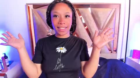 Snapshot of katyortiz chatting on 27, 11, 2025 katyortiz online show from 27, 11, 2025