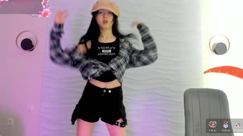 mai online show from 4, 12, 2025