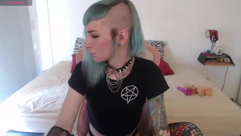 luna   online show from 31, 12, 2024