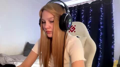 Amia online show from 25, 2, 2026