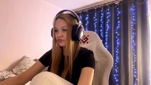 Amia online show from 28, 2, 2026