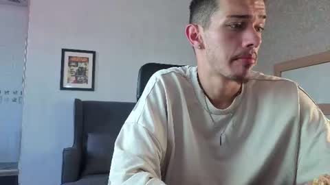 Snapshot of kaydendrew chatting on 28, 7, 2026 KaydenDrew online show from 28, 7, 2026
