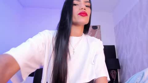 Kayla  online show from 5, 12, 2025