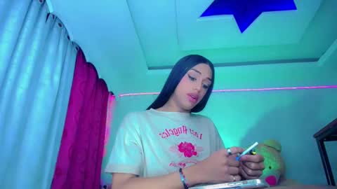 kayla_sexx online show from 16, 4, 2026