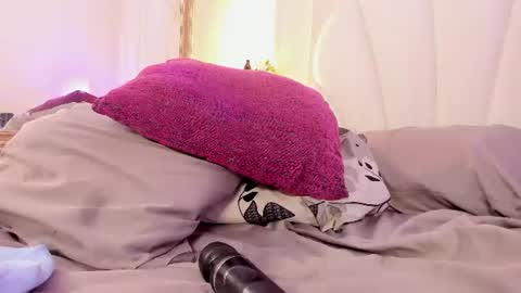 kaylachannell online show from 29, 6, 2026