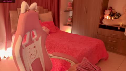 Kayla  online show from 29, 1, 2025