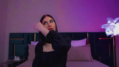 Kayla online show from 6, 5, 2026