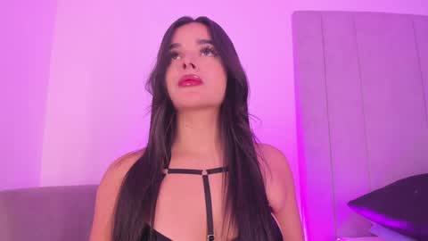 Snapshot of kaylarossi chatting on 4, 2, 2025 Kayla online show from 4, 2, 2025