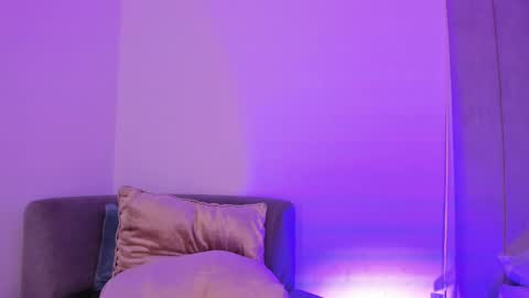 Snapshot of kaylarossi chatting on 4, 3, 2025 Kayla online show from 4, 3, 2025