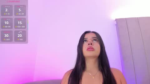 Snapshot of kaylarossi chatting on 6, 10, 2025 Kayla online show from 6, 10, 2025