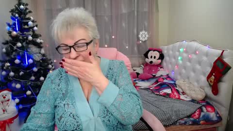 kaylesmoll online show from 7, 1, 2025