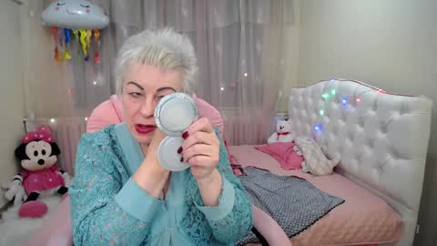 kaylesmoll online show from 23, 1, 2025