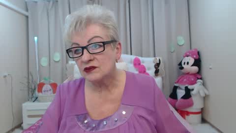 kaylesmoll online show from 3, 4, 2026