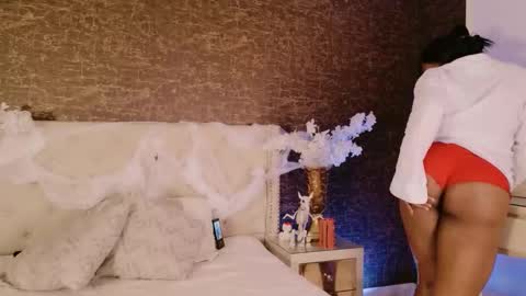 Snapshot of kaylie_mitchel chatting on 17, 10, 2025  KAYLIE  online show from 17, 10, 2025