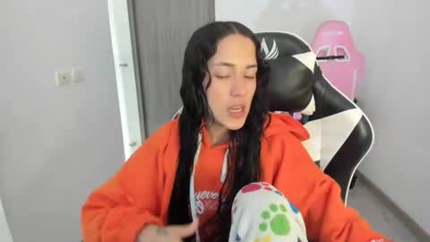 kaylie online show from 22, 12, 2025