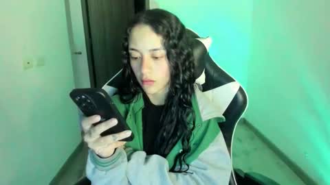 kaylie online show from 3, 2, 2026